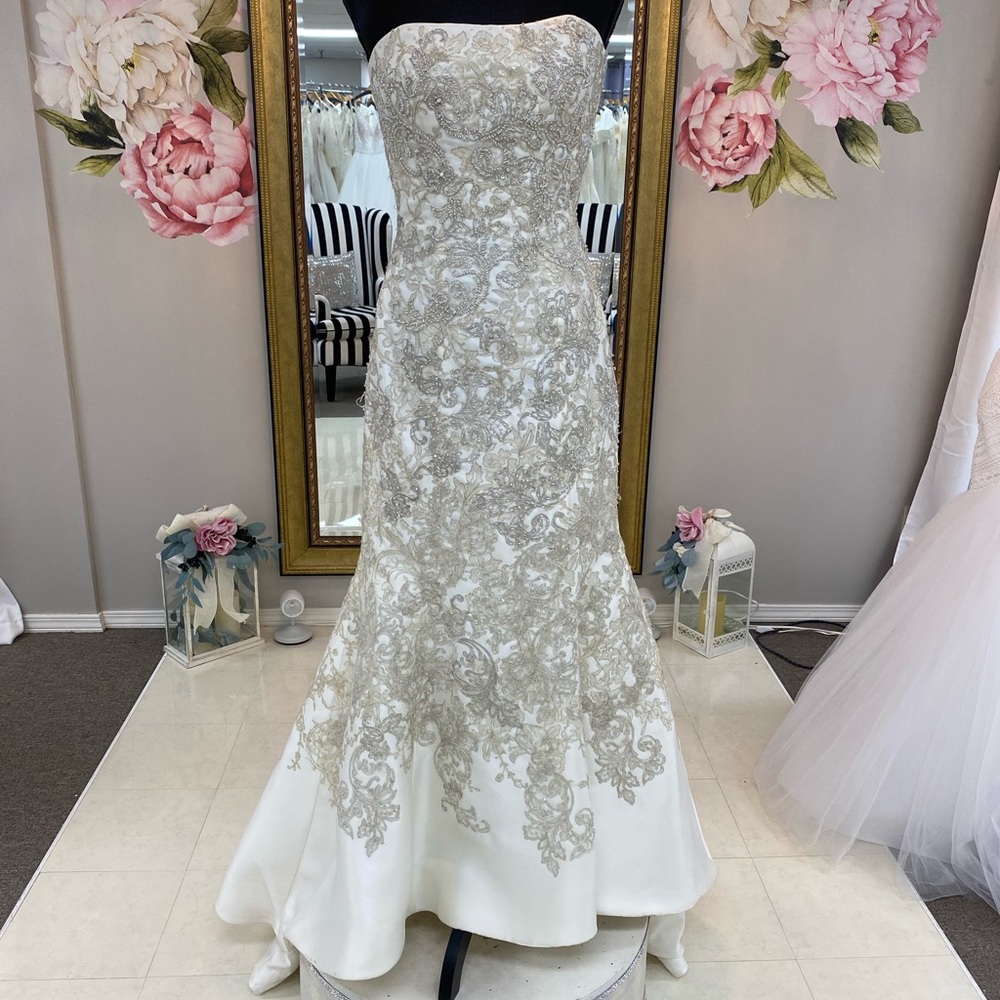 Oleg Cassini Wedding Dress